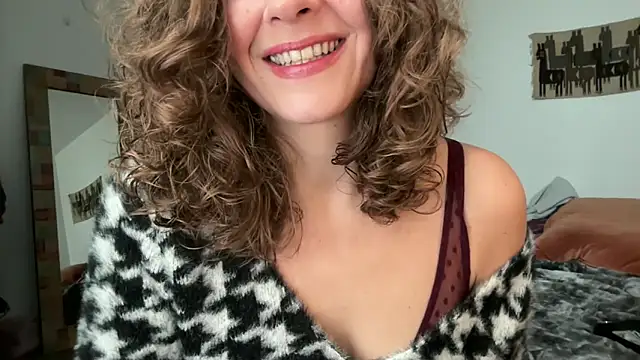 leahsparkles online show from November 3, 3:02 pm