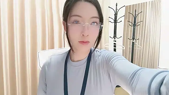 Snapshot of Lucky-kaka999 chatting on December 23, 1:47 am Lucky-kaka999 online show from December 23, 1:47 am