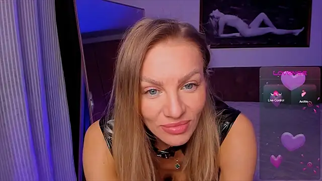 Snapshot of Oliva_Candy chatting on March 17, 6:44 pm Oliva Candy online show from March 17, 6:44 pm