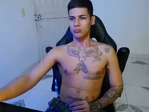 Clyde019 online show from January 9, 9:59 am