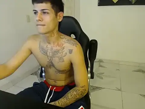 Clyde019 online show from January 14, 5:30 am