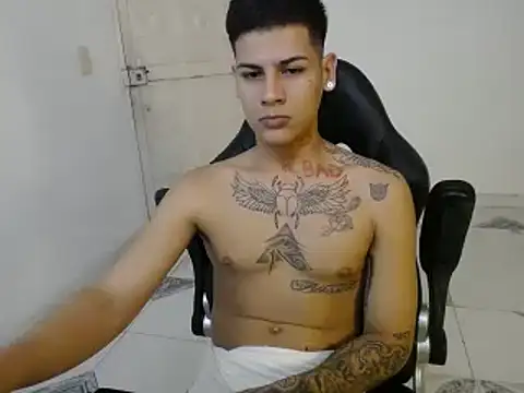 Clyde019 online show from January 21, 4:10 am