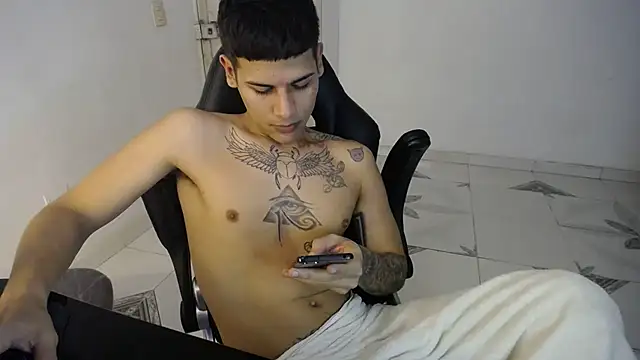 Clyde019 online show from February 22, 5:02 pm