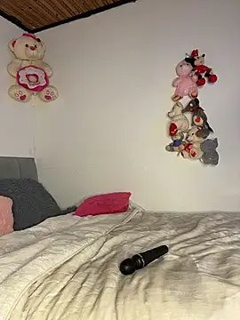 Charlotemonroe online show from November 5, 5:40 am