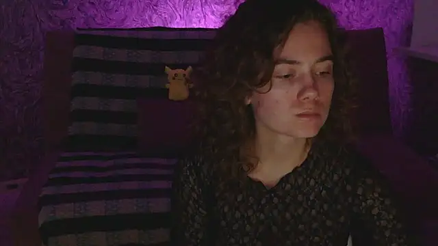 Snapshot of CurlyNed chatting on December 25, 2:23 pm CurlyNed online show from December 25, 2:23 pm