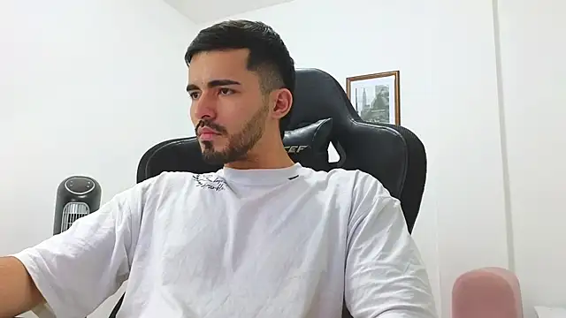 Massimoo 07 online show from January 7, 11:56 pm