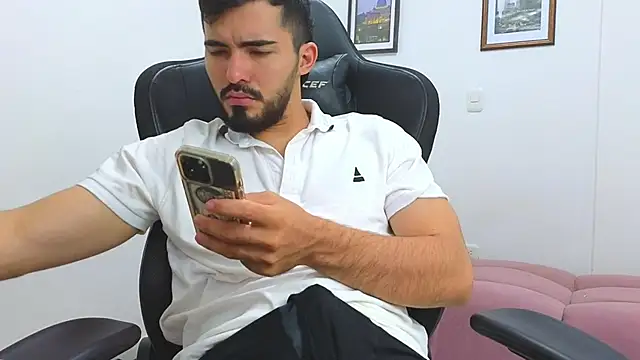 Massimoo 07 online show from February 7, 10:20 pm