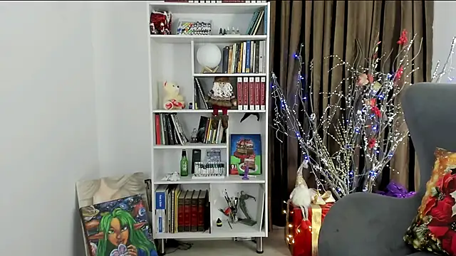 TORALAY online show from January 3, 7:39 pm