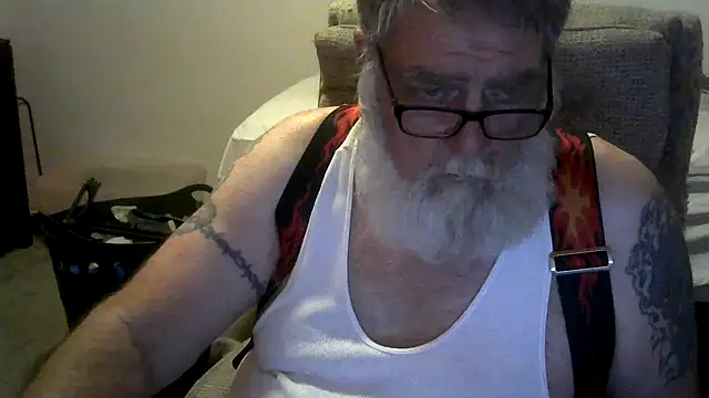 viejo oso online show from May 13, 6:11 am
