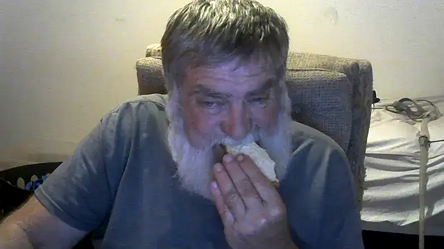 viejo oso online show from May 18, 5:57 am