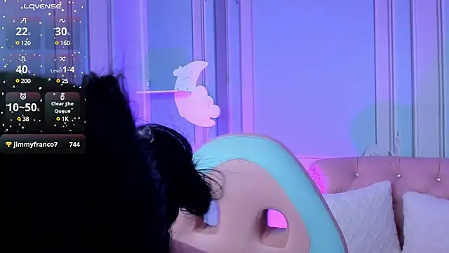 stefany duque1  online show from December 31, 2:58 pm