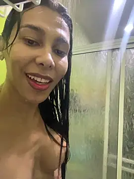 Snapshot of Ebonyxprincess_ chatting on October 13, 8:20 pm Ebonyxprincess online show from October 13, 8:20 pm