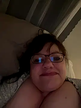 Luciouslouise72xh online show from October 2, 6:53 am