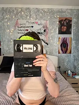 Sabrina shells online show from October 10, 10:36 am