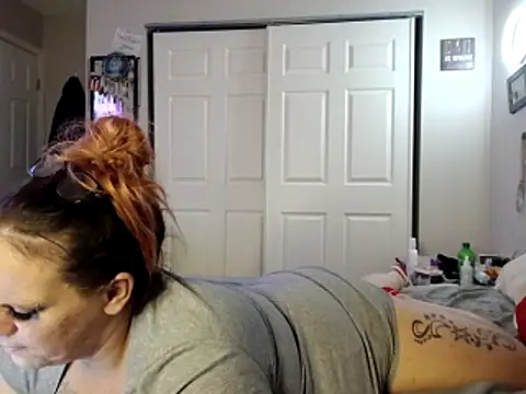 cloudy couple444 online show from October 18, 6:37 am