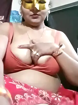 Snapshot of LustyBhabhi chatting on January 2, 4:35 pm LustyBhabhi online show from January 2, 4:35 pm