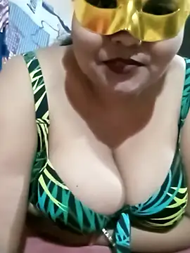Snapshot of LustyBhabhi chatting on January 26, 2:41 pm LustyBhabhi online show from January 26, 2:41 pm