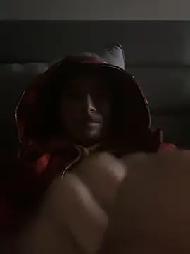 jones20030 online show from December 22, 10:06 am