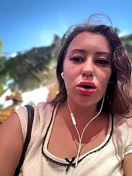 AndreaMood online show from December 18, 2:50 am