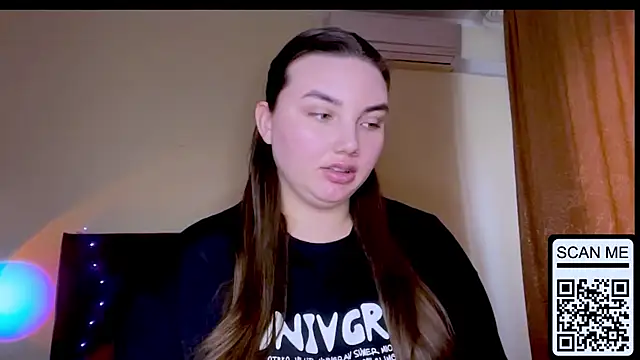 Snapshot of Dreamyblushfairy chatting on February 20, 3:23 pm Dreamyblushfairy online show from February 20, 3:23 pm