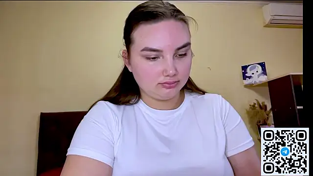 Snapshot of Dreamyblushfairy chatting on March 18, 3:04 pm Dreamyblushfairy online show from March 18, 3:04 pm