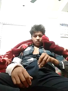 Snapshot of sexy_boy_26 chatting on January 18, 7:17 pm sexy boy 26 online show from January 18, 7:17 pm