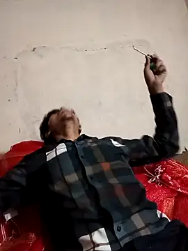 Snapshot of sexy_boy_26 chatting on February 6, 8:29 am sexy boy 26 online show from February 6, 8:29 am