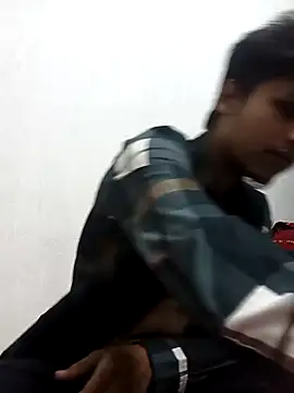 Snapshot of sexy_boy_26 chatting on February 9, 7:07 pm sexy boy 26 online show from February 9, 7:07 pm