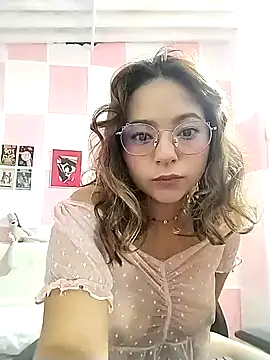 Snapshot of Paulina_mosh chatting on February 20, 11:09 am Paulina mosh online show from February 20, 11:09 am