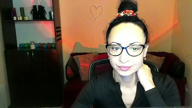 Arianasweety23 online show from January 8, 6:20 am