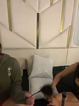 IsabellRodriguez18 online show from March 17, 7:02 am