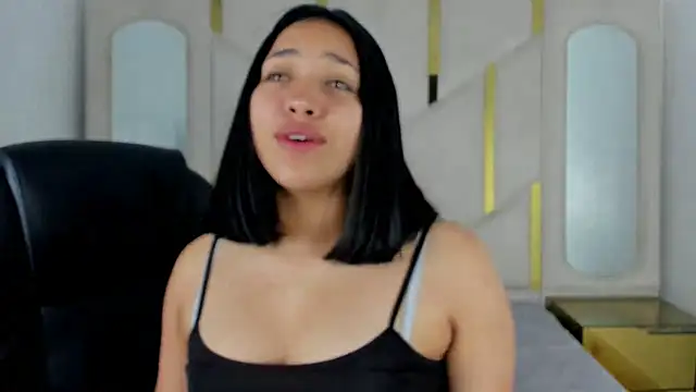 IsabellRodriguez18 online show from September 26, 2:59 am