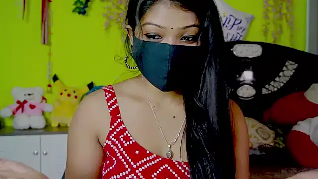 Snapshot of sexyhoney27 chatting on April 19, 8:46 am sexyhoney27 online show from April 19, 8:46 am