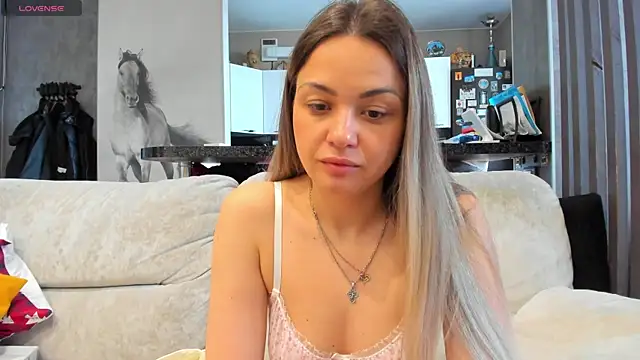 Mia   murrr online show from May 12, 2:19 am
