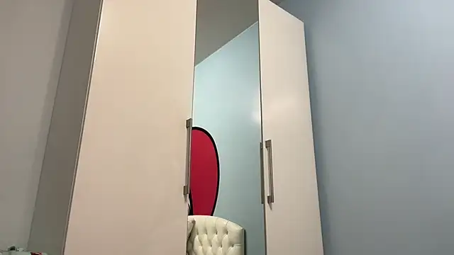 Snapshot of yunasuka chatting on March 27, 2:28 pm yunasuka online show from March 27, 2:28 pm