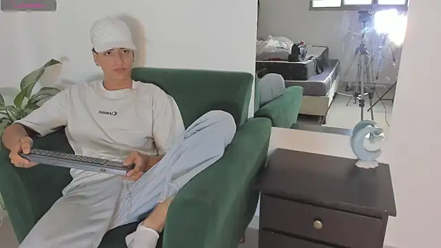 two milkyway online show from October 24, 12:34 pm