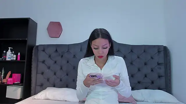 two milkyway online show from March 9, 12:20 pm