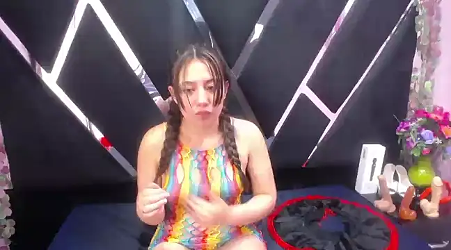 Snapshot of alison_deep chatting on February 14, 4:41 pm alison deep online show from February 14, 4:41 pm