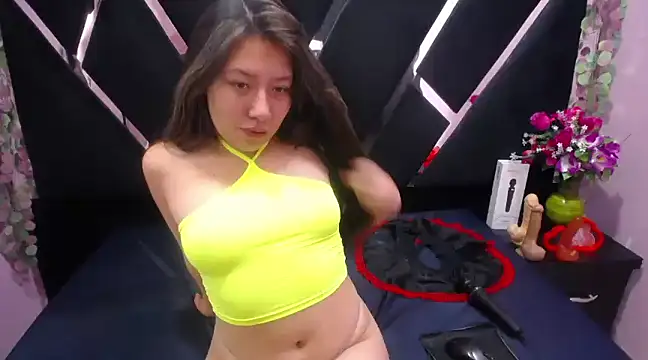 Snapshot of alison_deep chatting on February 22, 2:30 pm alison deep online show from February 22, 2:30 pm