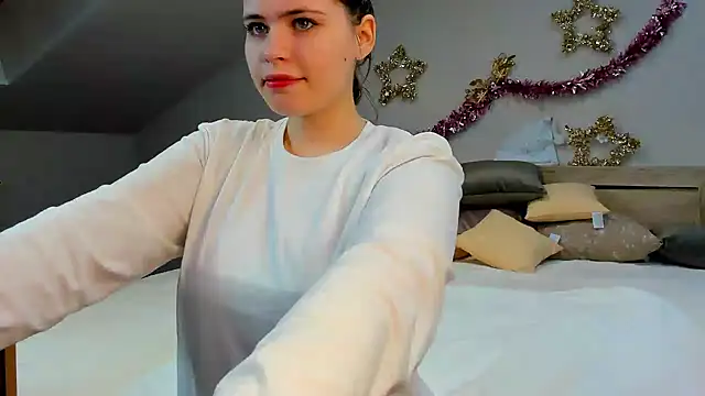 EricaElliott online show from January 21, 2:11 am