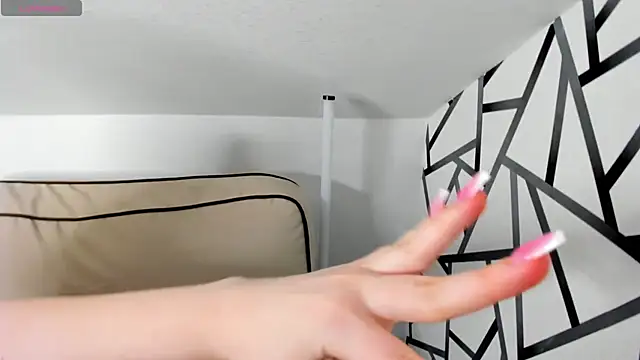 EricaElliott online show from February 5, 1:11 pm