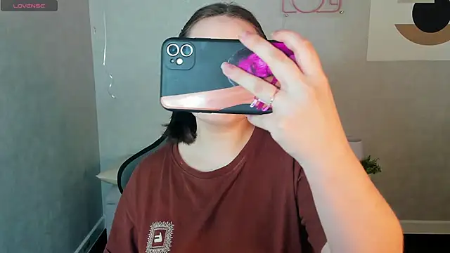 EricaElliott online show from March 27, 9:21 am