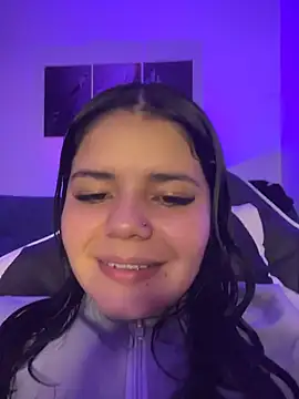 pretty angela1 online show from November 8, 2:45 am