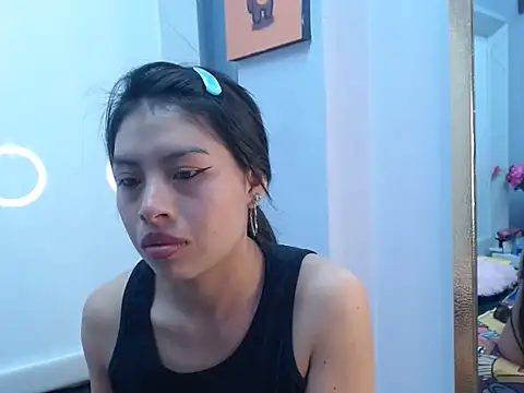 Snapshot of Chloe_Martini chatting on January 15, 3:00 am Chloe Martini online show from January 15, 3:00 am