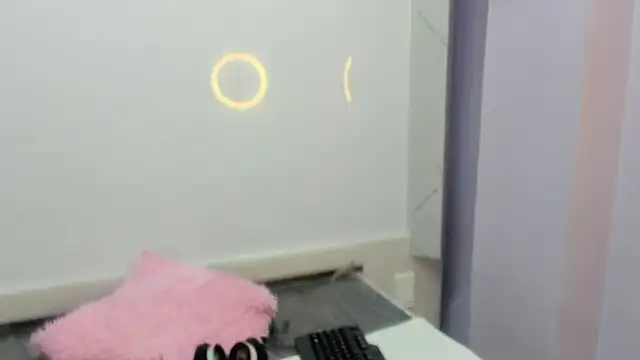 Snapshot of Chloe_Martini chatting on February 8, 2:47 am Chloe Martini online show from February 8, 2:47 am