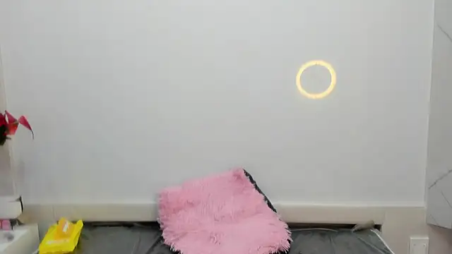 Snapshot of Chloe_Martini chatting on February 8, 5:51 am Chloe Martini online show from February 8, 5:51 am