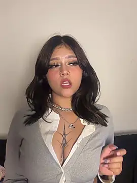 Snapshot of kath_kitty chatting on February 27, 1:49 am kath kitty online show from February 27, 1:49 am