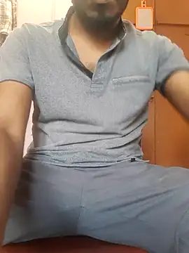 Snapshot of cockyrockie chatting on November 10, 9:52 am cockyrockie online show from November 10, 9:52 am