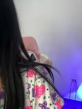 Snapshot of KarolRubi1 chatting on March 6, 5:03 am KarolRubi1 online show from March 6, 5:03 am
