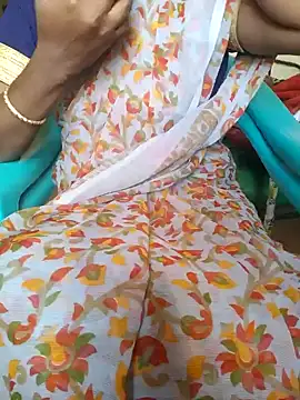 Snapshot of Tamil_roja69 chatting on December 28, 5:44 am Tamil roja69 online show from December 28, 5:44 am